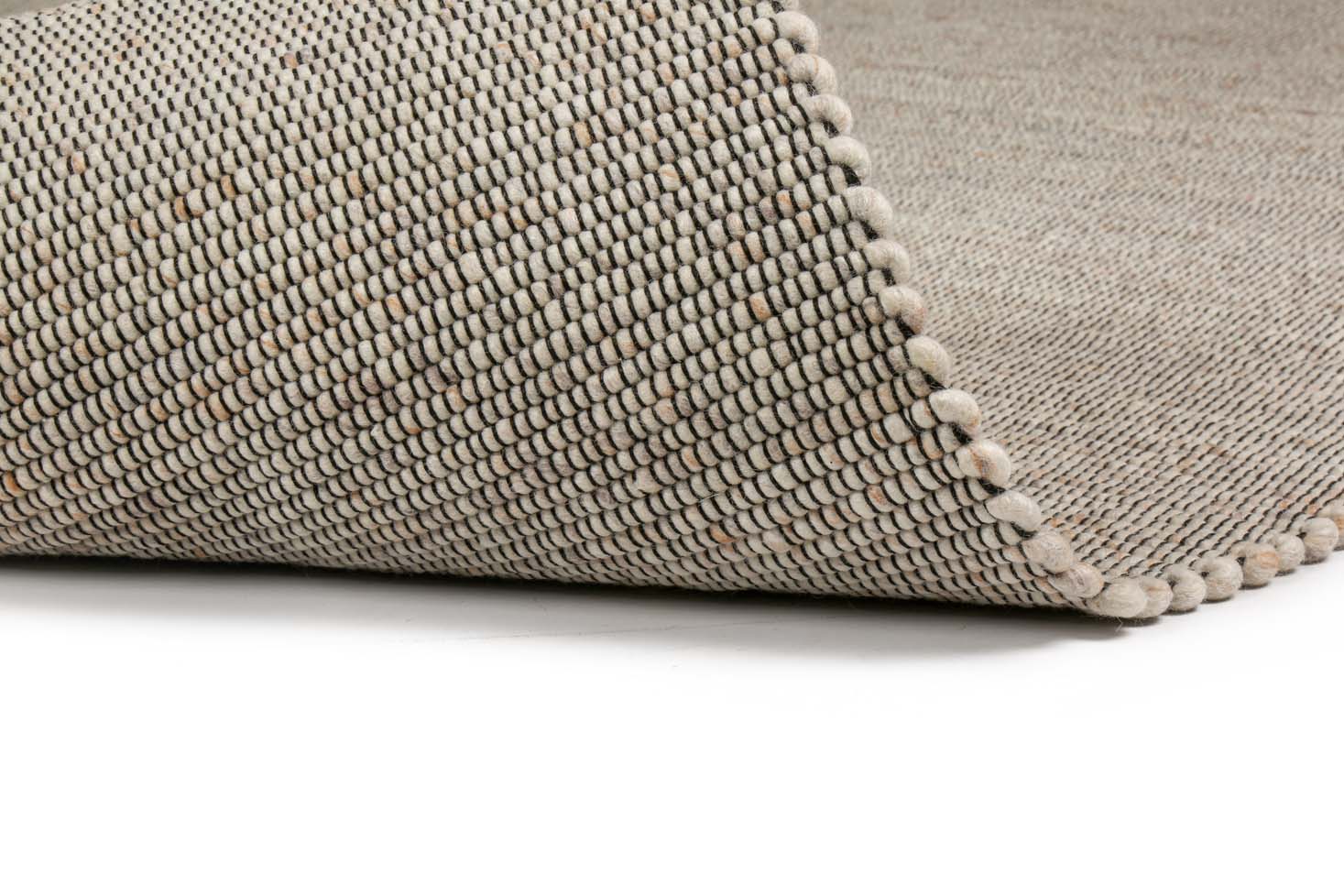 Bressano Light Beige 141 200x300