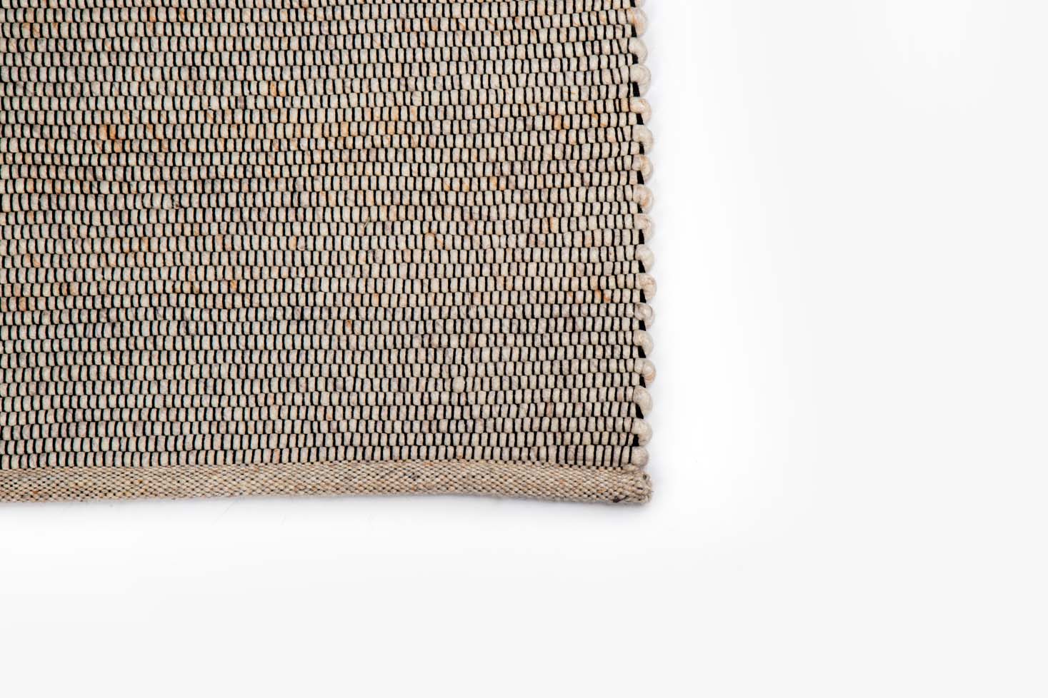 Bressano Light Beige 141 200x300