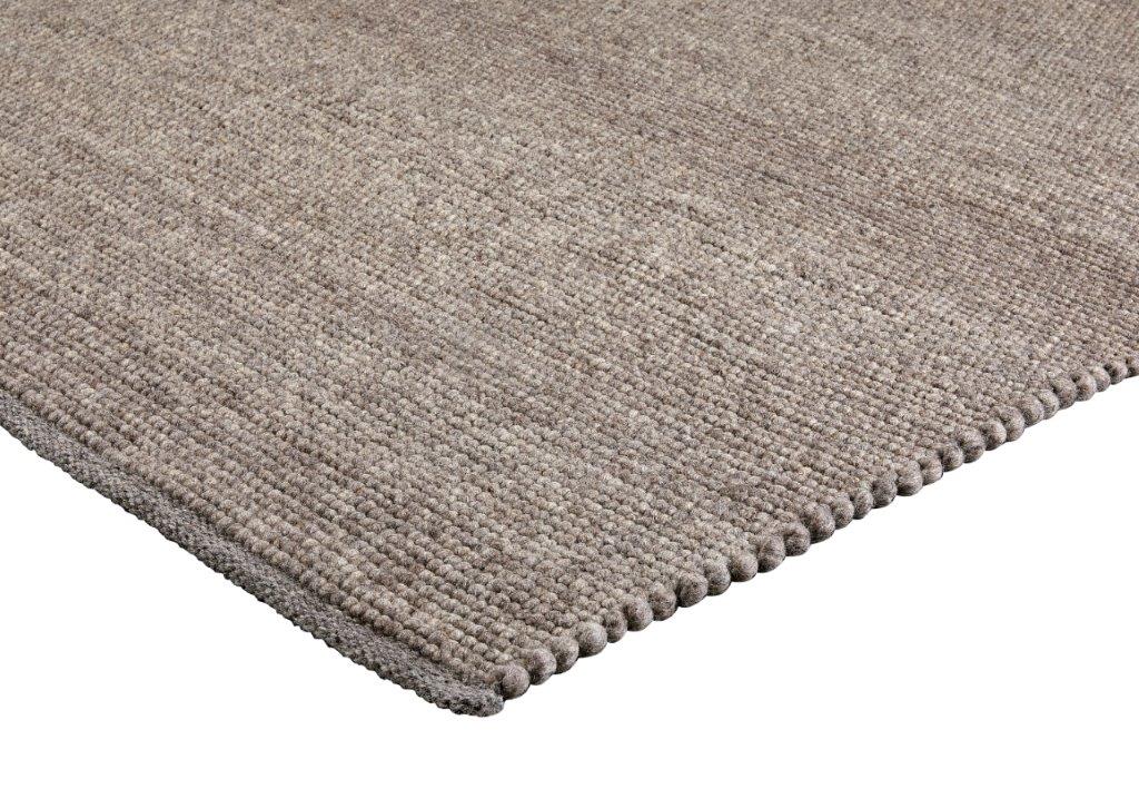 Valentino Taupe 820 200x300