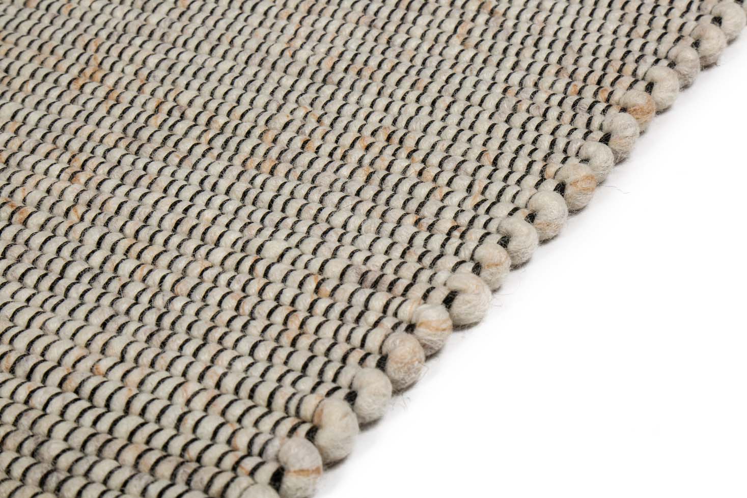 Bressano Light Beige 141 200x300