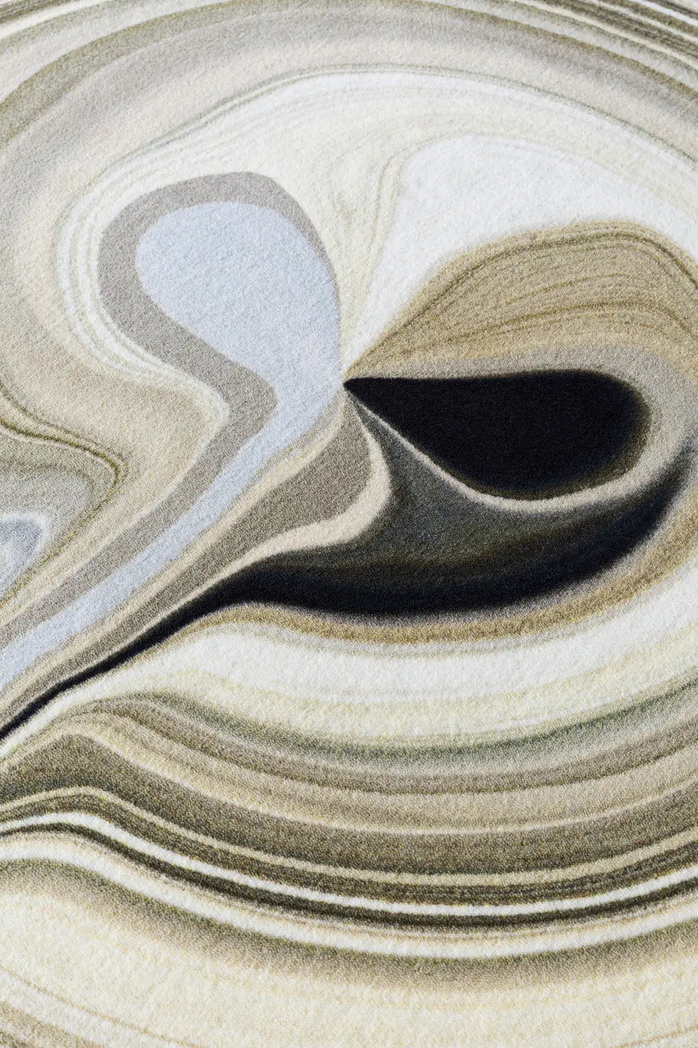 Liquid Layers Carpet Pebble