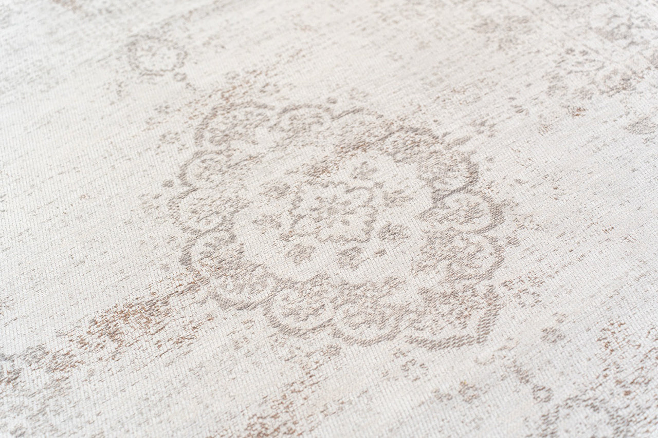 Salt & Pepper 8383 - Medallion Collection