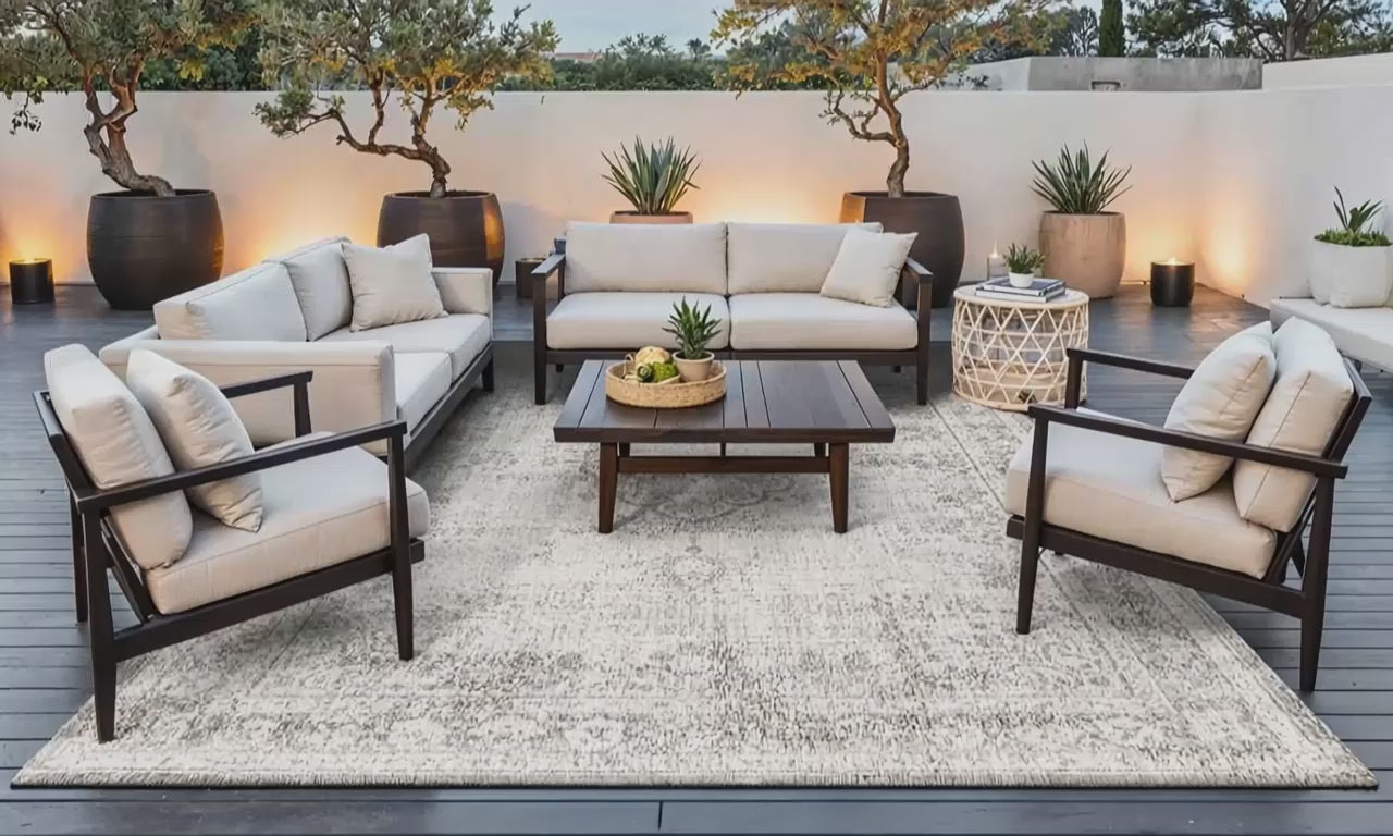 Salt & Pepper 8383 - Medallion Collection